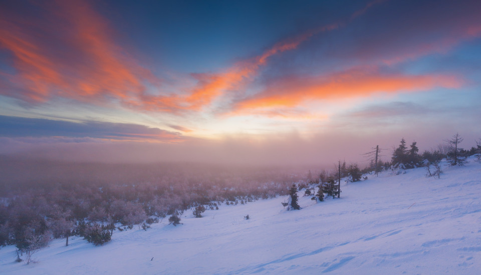 Morgenstimmung mit böhmischem Nebel auf dem Kahleberg