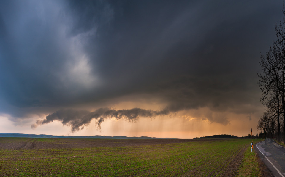 Gewitter bei Schönfeld / Osterzgebirge