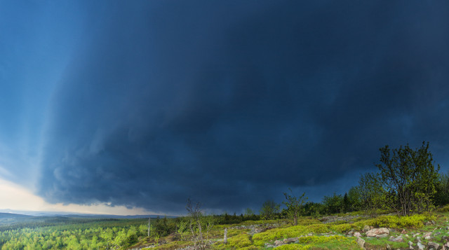 Gewitterwolke über dem Kahleberg