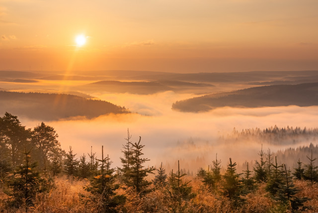 Nebel über der Talsperre Fláje