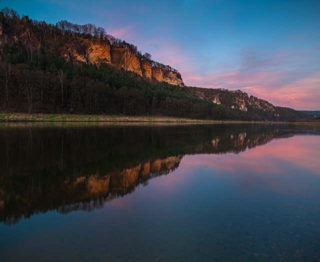 Blick über die Elbe zur Bastei