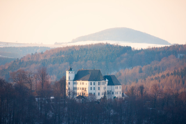 Schloss Bärenstein vor dem Luchberg