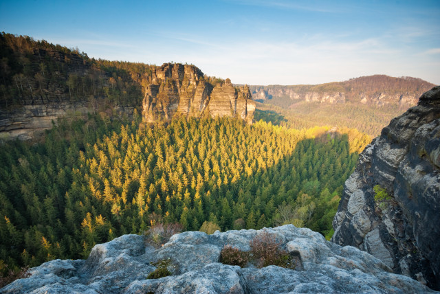 Blick vom Winterstein zu den Bärenfangwänden