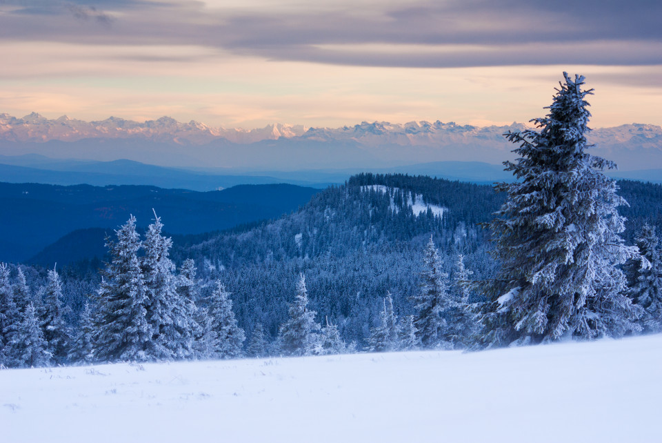 Fernsicht bei aufziehendem Sturm am Feldberg