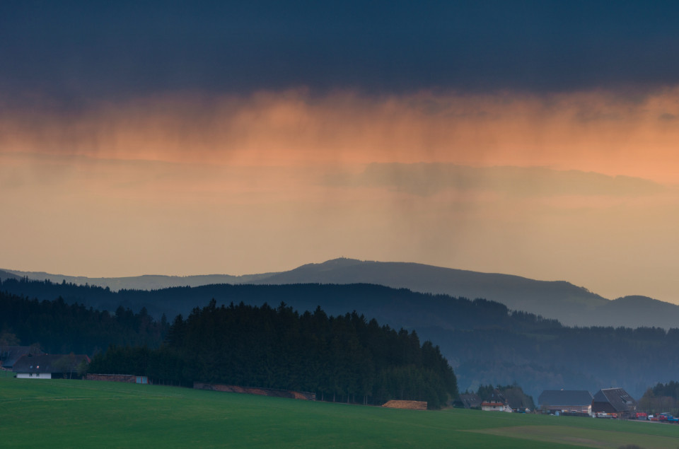 Aprilwetter, Thurner