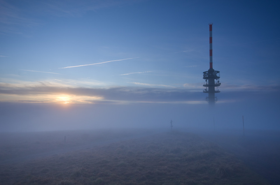 Feldberggipfel an der Nebelobergrenze