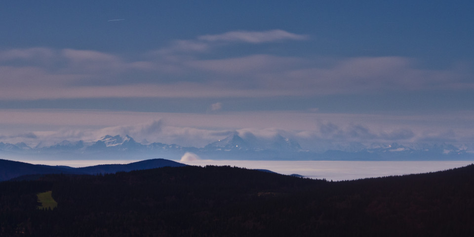 Alpenblick bei Nacht auf dem Schauinsland