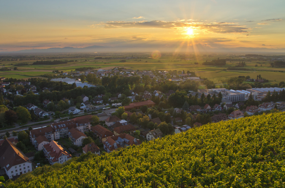 Sonnenuntergang über Staufen