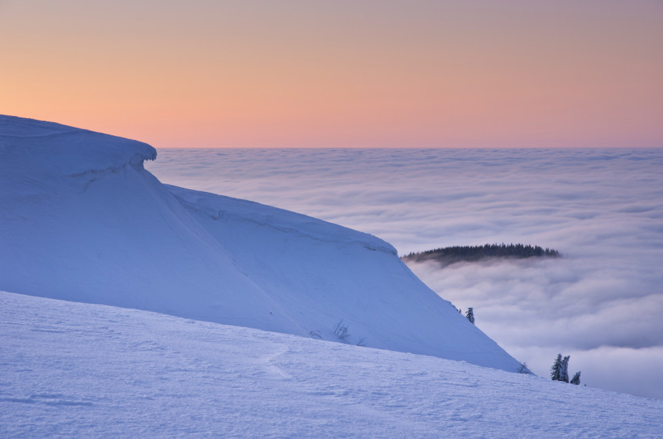 Feldberg, Abenddämmerung bei Inversionswetterlage