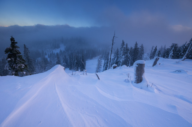 Stübenwasen; Inversionswetterlage mit Wolkenauflösung durch Ostwind vom Feldberg