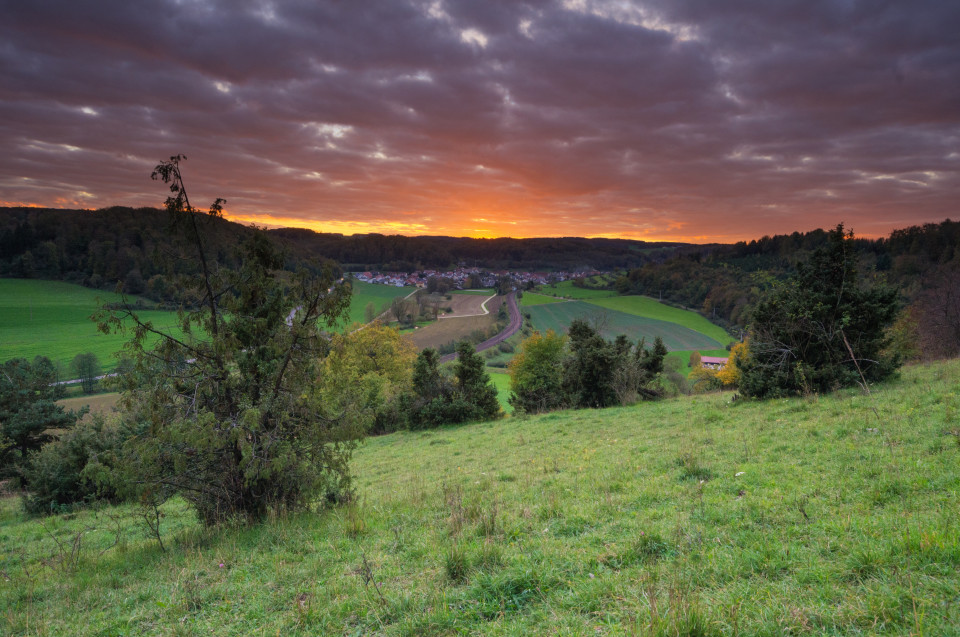 Blick vom Salachberg ins Lonetal