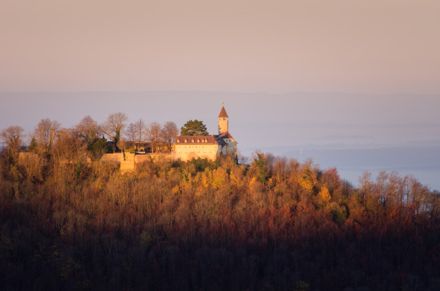 Burg Teck im Morgenlicht