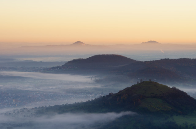 Aussicht vom Breitenstein mit Frühnebel