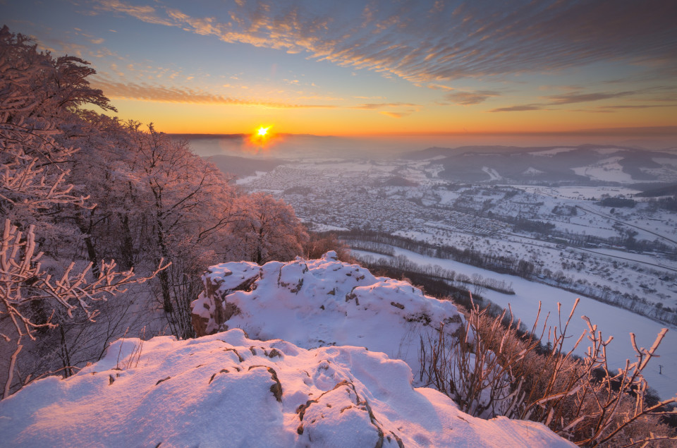 Winterabend auf dem Messelstein bei Donzdorf