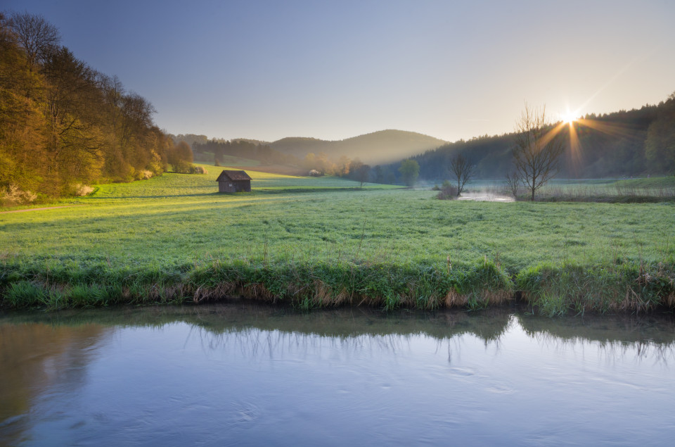 Sonnenaufgang im Großen Lautertal