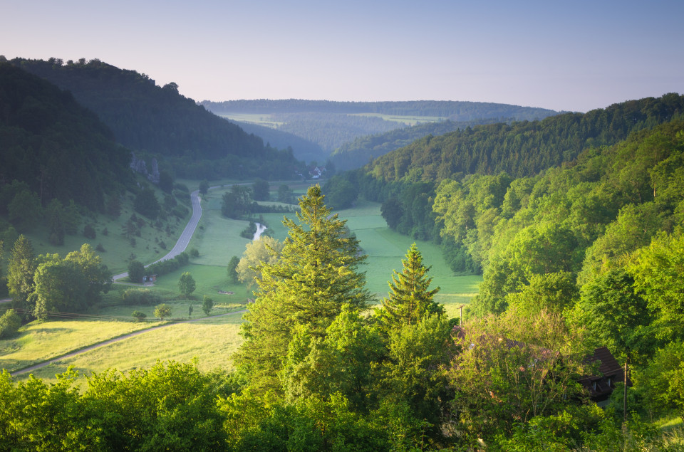 Blick ins Lautertal bei Bichishausen