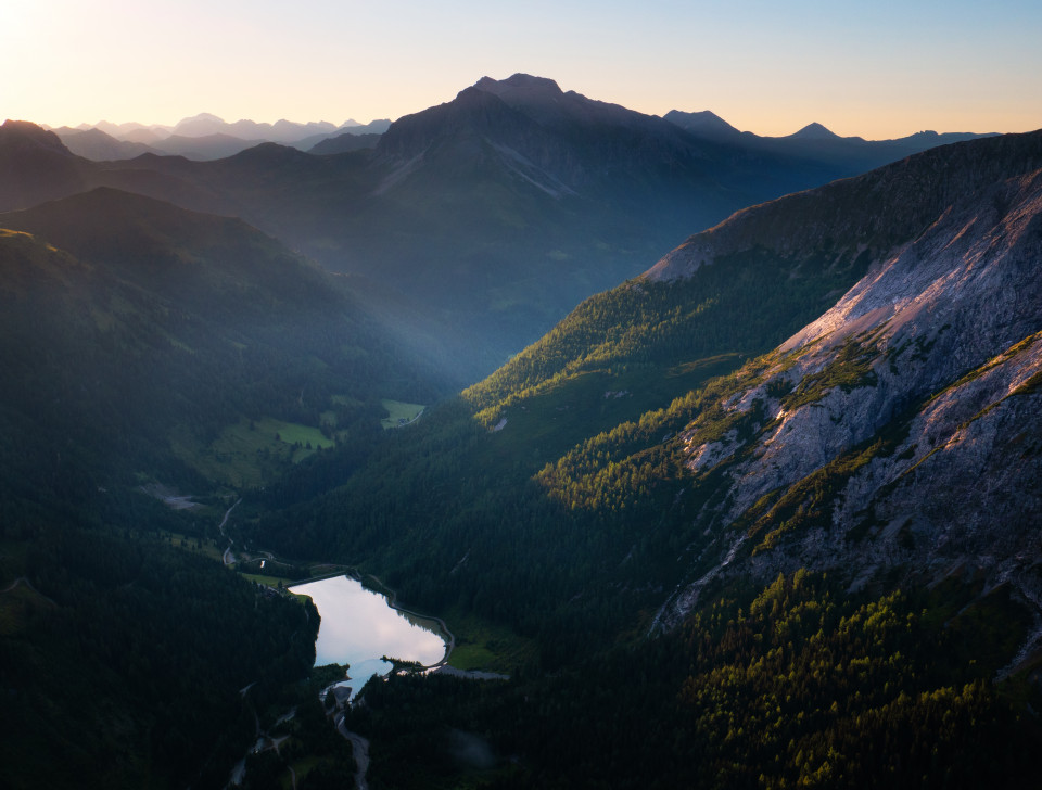 Blick über das Riedingtal von der Riedingspitze