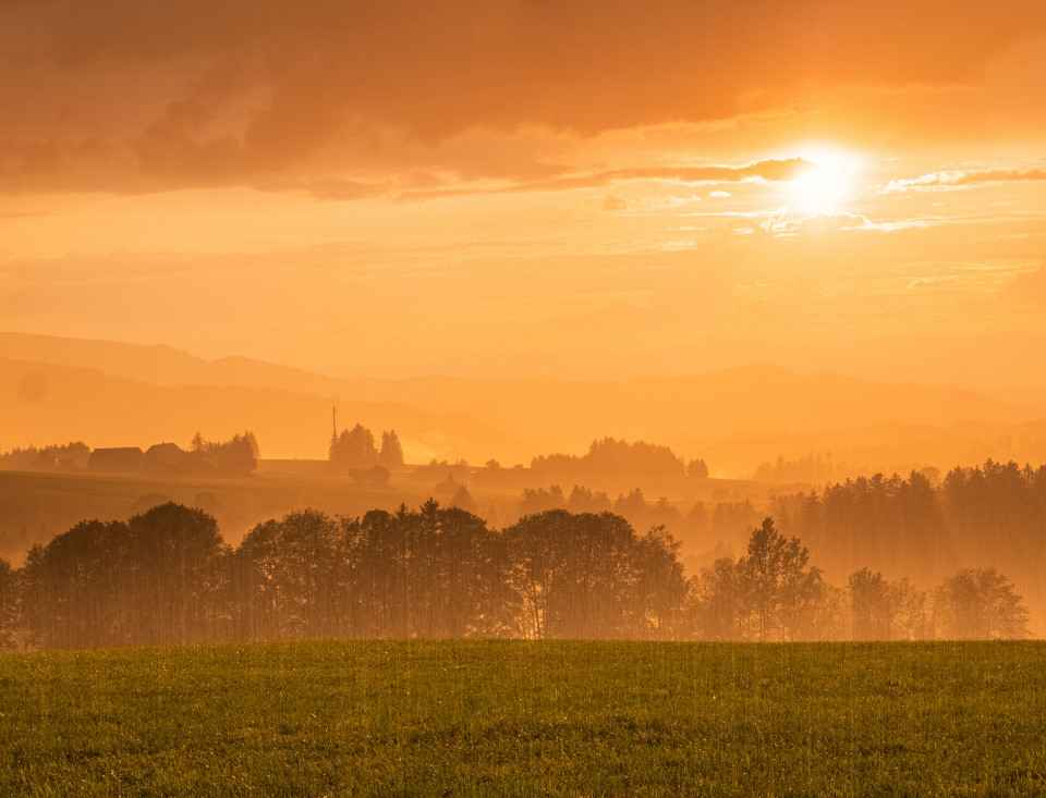 Sonnenuntergang im Regen