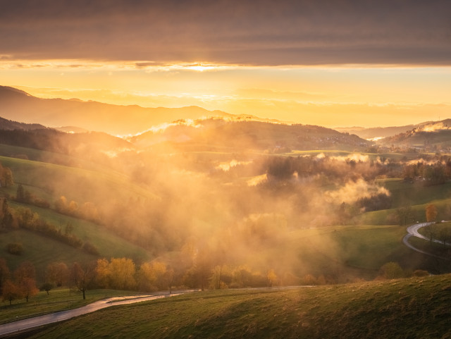 Sonnenuntergang am Kapfenberg bei St. Peter