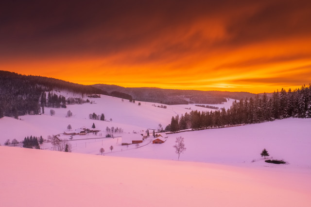 Morgenrot über dem Langenordnachtal