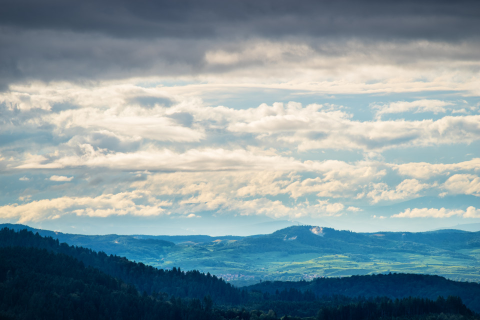 Blick aus dem Zastlertal zum Kaiserstuhl