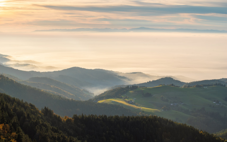 Abendstimmung auf dem Schauinsland bei Inversionswetterlage