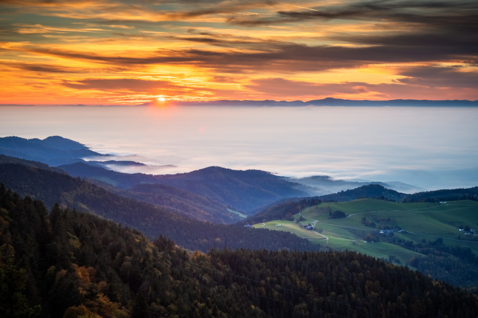 Abendstimmung auf dem Schauinsland bei Inversionswetterlage