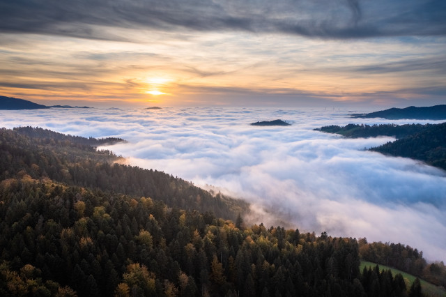 Sonnenuntergang bei Inversionswetterlage