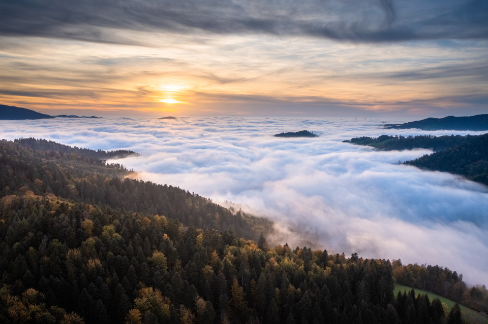 Sonnenuntergang bei Inversionswetterlage