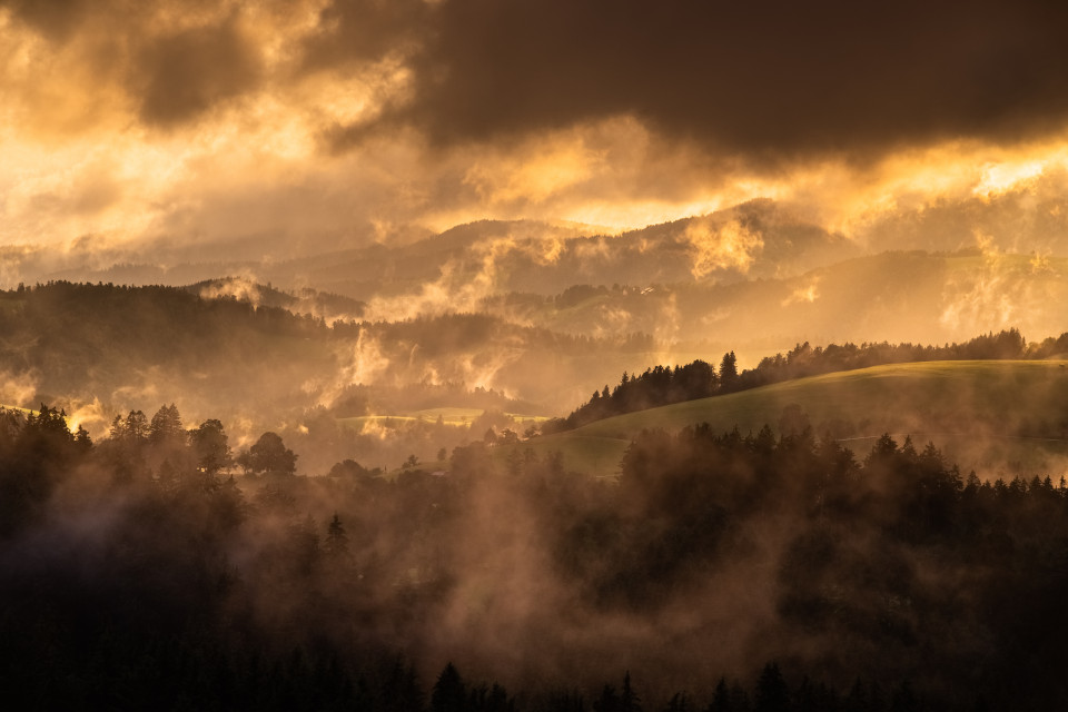 Abendstimmung hinter einer Kaltfront, Aussicht Hohlen Graben