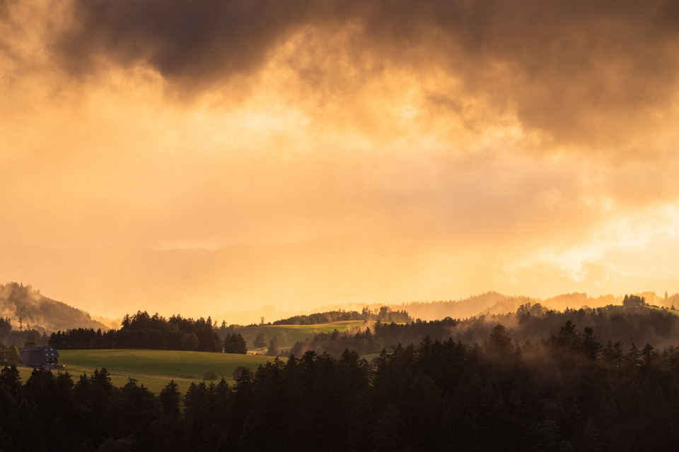 Abendstimmung hinter einer Kaltfront, Aussicht Hohlen Graben