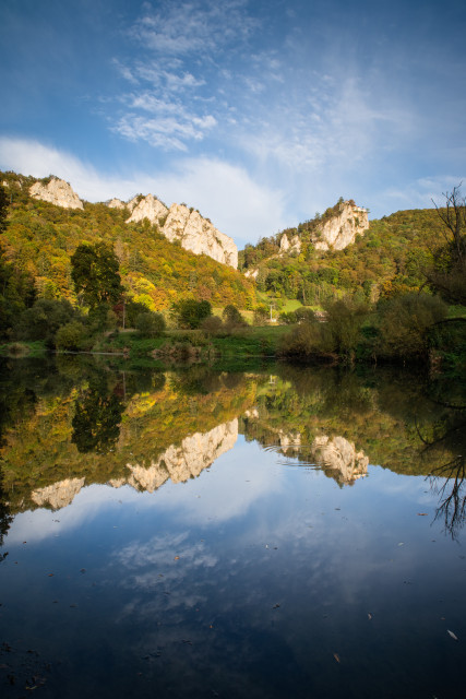 Donautal bei Beuron, Blick auf Schloss Bronnen