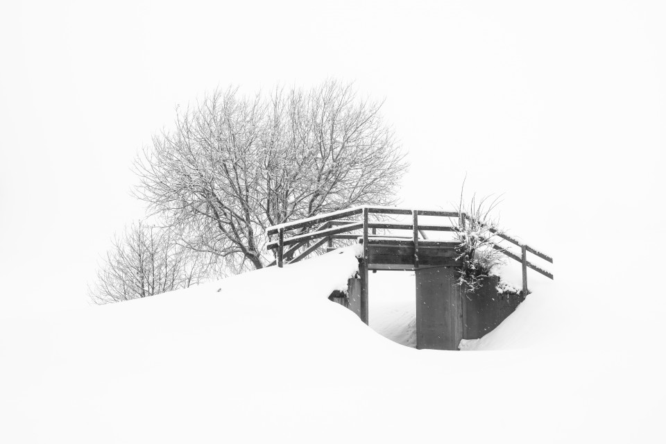 Brücke im Schnee