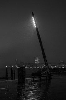 Elbpromenade Hamburg bei Nacht